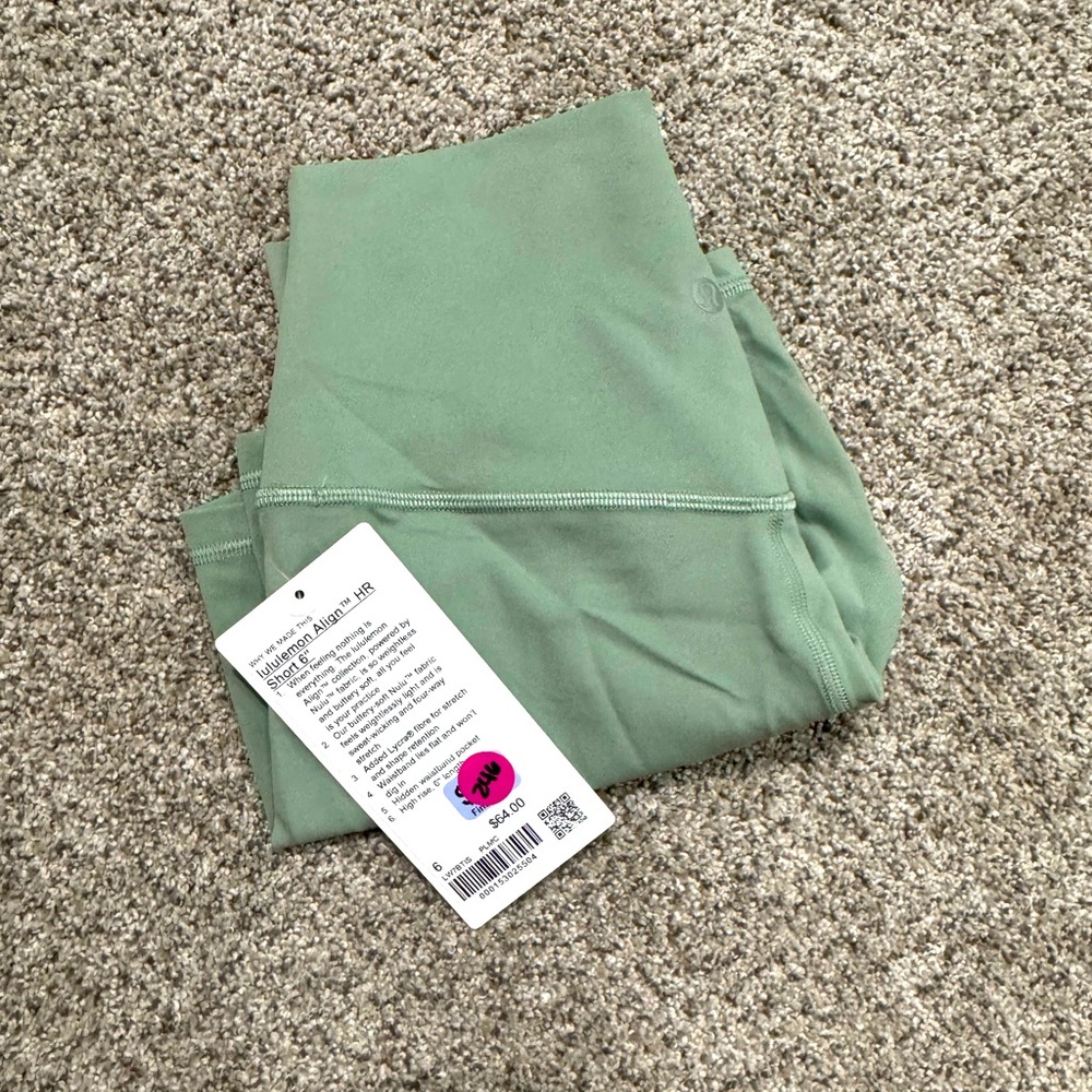 NWT lulu align shorts